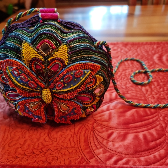 Mary Frances 3D Butterfly Purse Beaded Velvet Mirrors Carry a Work of Art!  EUC - Picture 2 of 7